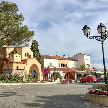 Studio Le Village Provencal-2 Apartment