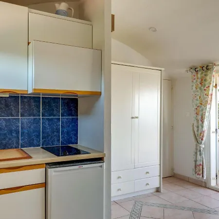 Apartment Studio Le Village Provencal-2 Les Issambres